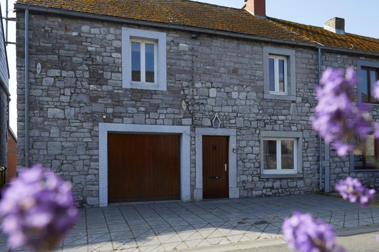 Le Renard Qui Fume Villa Onhaye Exterior foto